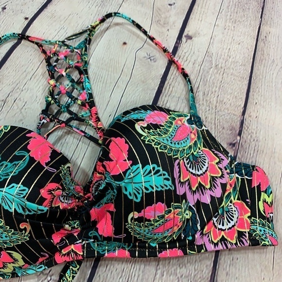 NWOT Shade & Shore Bikini Top 38B - Picture 6 of 15